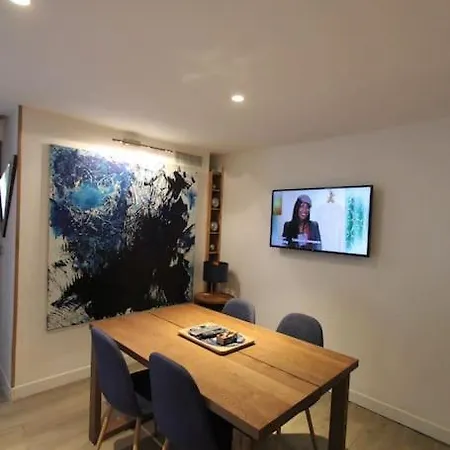 Apartamento Jolie Avec Veranda Proche De La Place Des Lices
